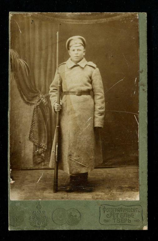 фото 208 кабинет-портрет Тверь военный солдат ружье