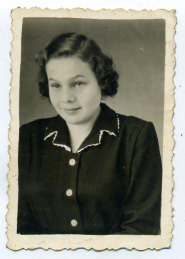 Советский быт Девушка студент одежда мода 1952 год 8 х 5,5 см