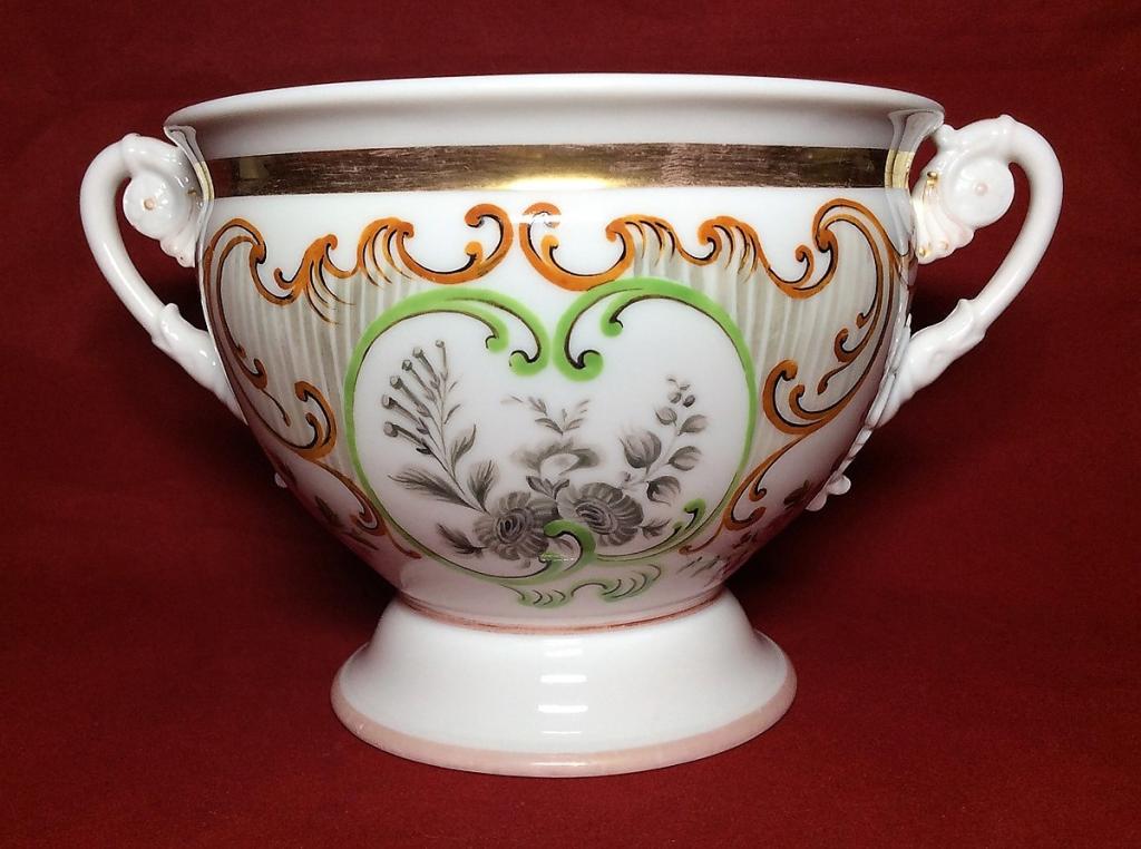 РУССКИЙ ФАРФОР ВАЗА АМПИР РУЧНАЯ РОСПИСЬ ЗАВОД ПОПОВА  1830 г.