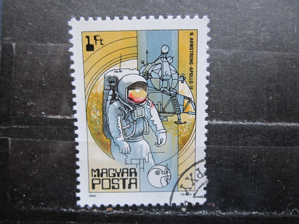 Венгрия серия "Космические исследования ", Армстронг, "Аполлон-11", 1969