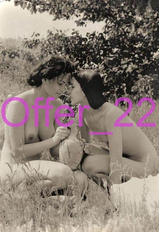 Фотография ДЕВУШКИ ЭРОТИКА РЕТРО КОПИЯ размер около: 10 х 15 см. Э972 