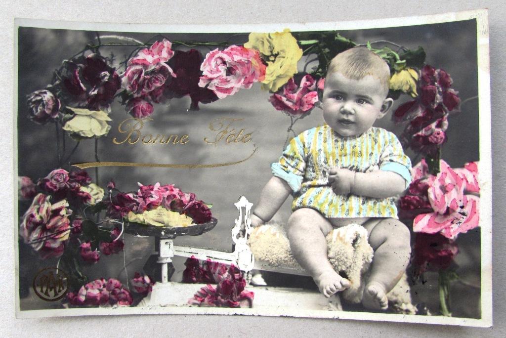 Младенец на весах с цветами Штемпель 1908