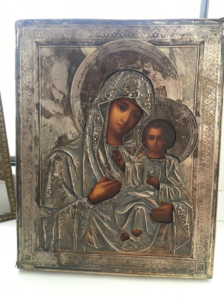 Икона Богородица Серебро 84 киот