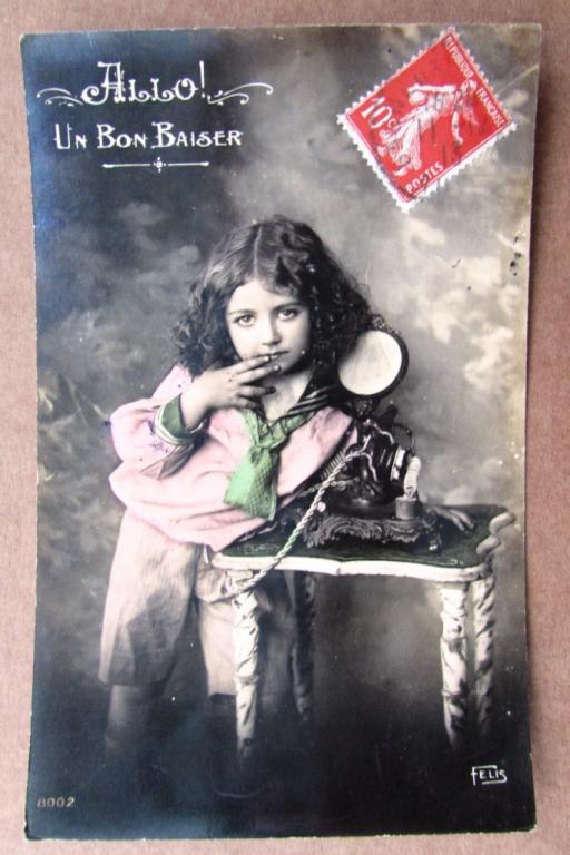 Мальчик у туалетного столика с прибором Штемпель 1913