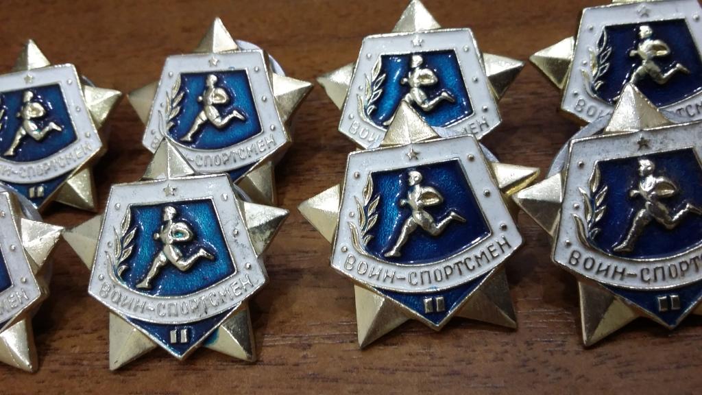 знак воин-спортсмен для декора