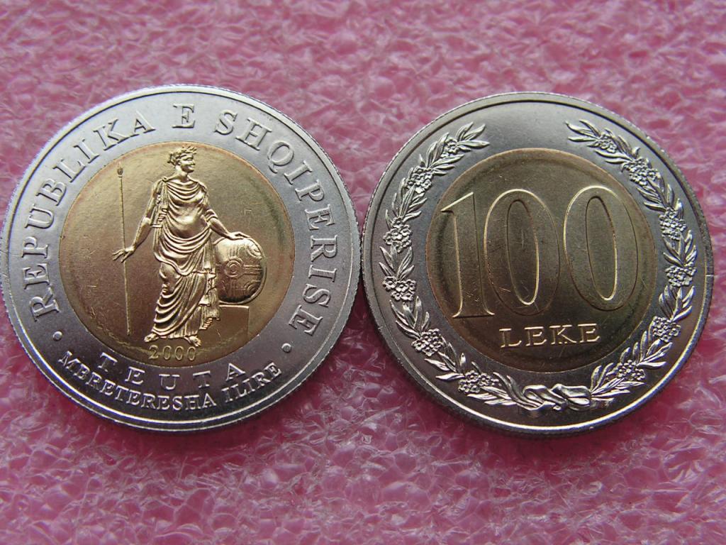 Албания 100 лек 2000 unc