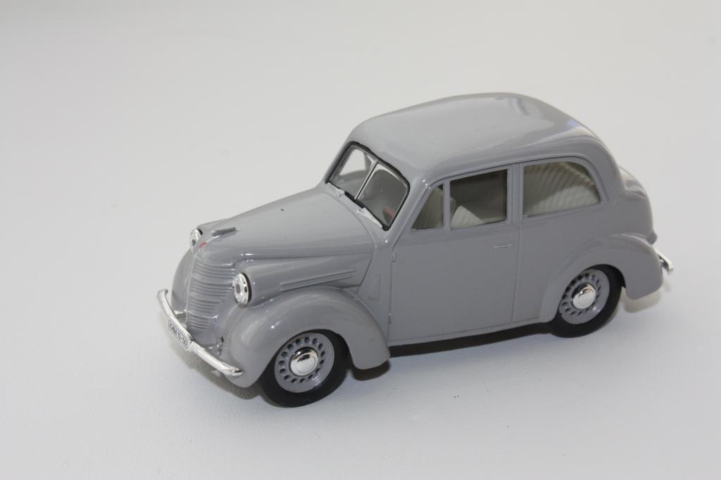 Модель Наш Автопром КИМ 10-50 1/43