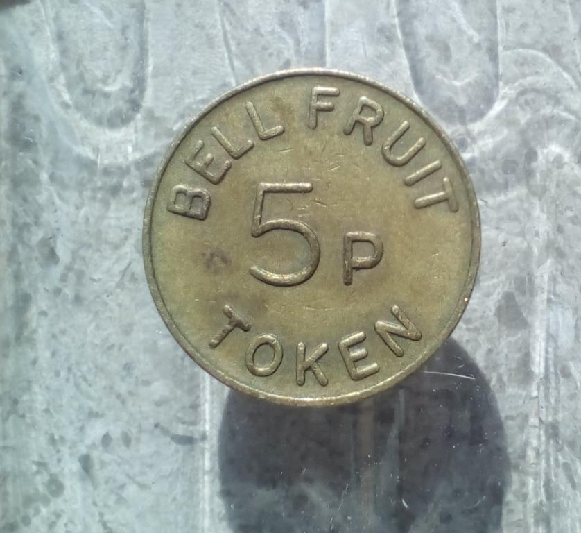Великобритания жетон BELL FRUIT 5p TOKEN