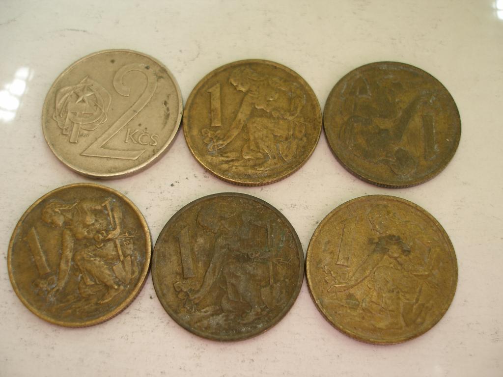 Чехословакия.2 кроны 1972,1 кр.1963,67,70(3).
