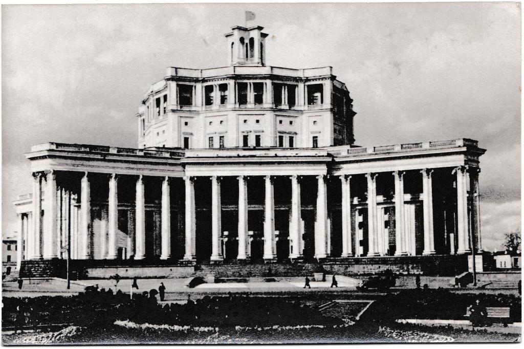 Театр Красной Армии Фото