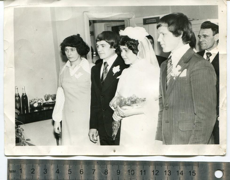 фотография  свадьба длинноволосый парень  1970-е годы