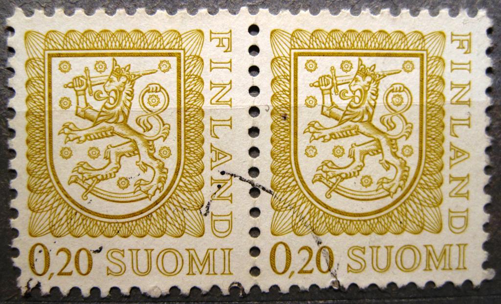 Финляндия 1977 г. Герб. Пара. Mi: 818