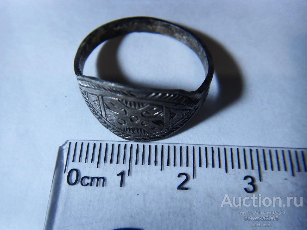 Кольцо из старого серебра