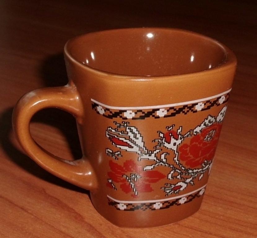 Novaya Kruzhka Keramika S Risunkom S Amp T 100 Ml Pokupajte Na Auction Ru Po Vygodnoj Cene