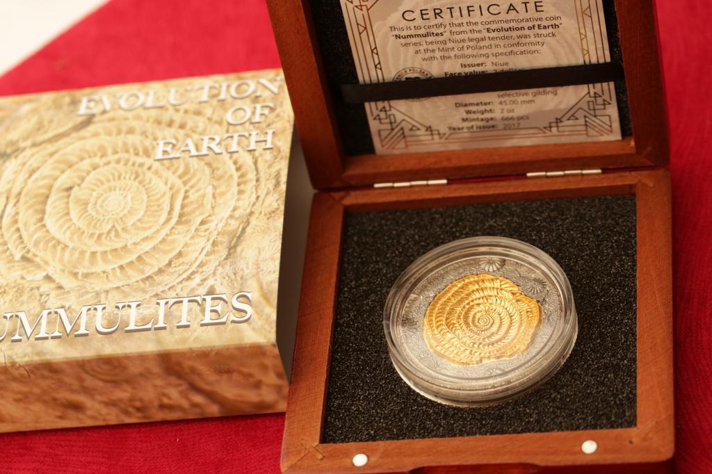 Ниуэ 2 доллара 2oz 2017 Нуммулиты Серебро "Эволюция Земли"