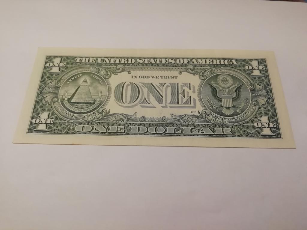 Доллар 2006 года выпуска фото