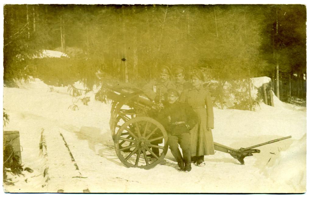 Солдаты РИА ПМВ артиллеристы горная пушка