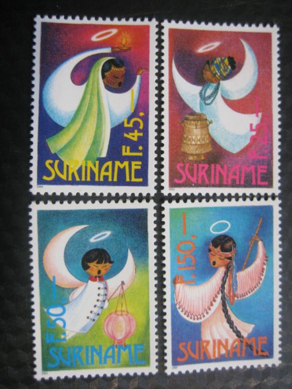 Марки. Живопись. Рождество. Новый год.