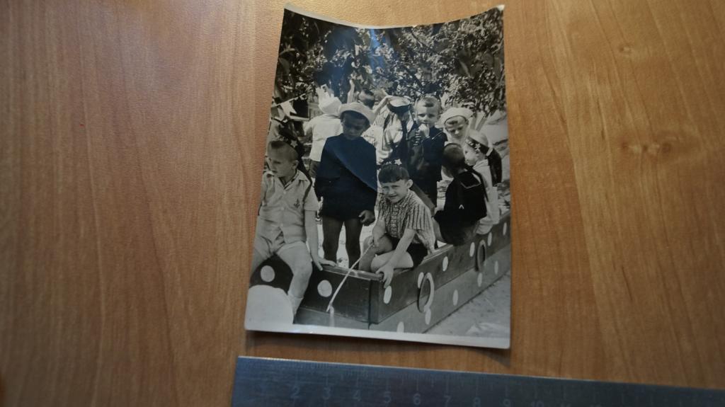 №165 Ретро фото СССР детский сад дети в песочнице игры