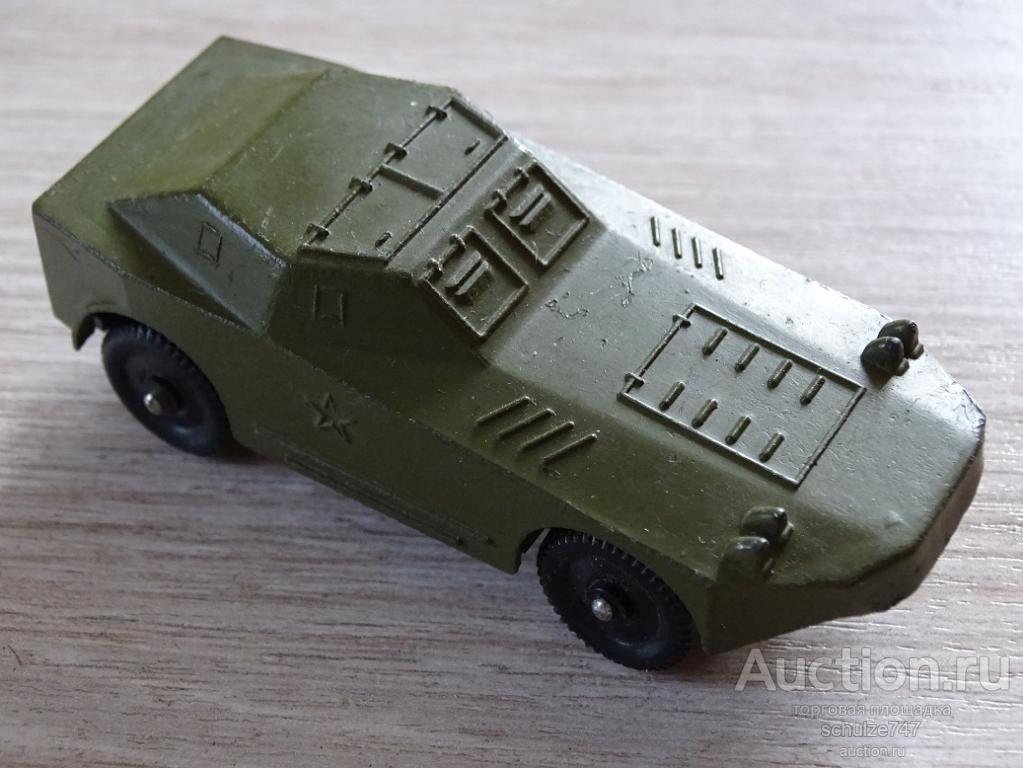 ИГРУШКА МОДЕЛЬ БРОНЕВИК БРОНЕМАШИНА БТР МЕТАЛЛ ПЛАСТМАССА НАЧАЛО 1990-х