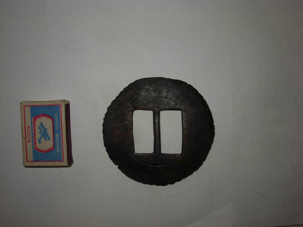 Пряга пряжка накладка старинная большая круглая литая прорезная бронза патина , добротная