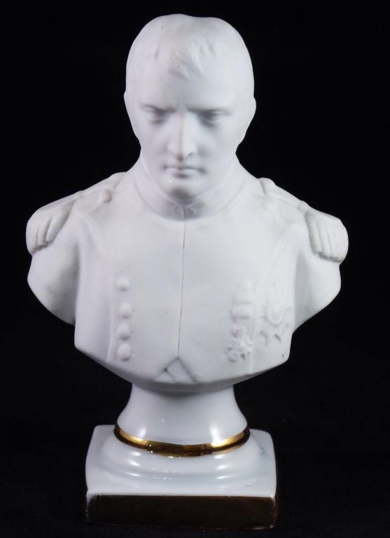 Лиможский бисквитный фарфор. Бюст Императора Франции Наполеона I. 