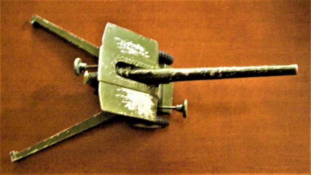 5cm. Орудие для навесной стрельбы сканворд 7. Артиллерийское орудие с коротким стволом. Артиллерийское орудие с коротким стволом. Единорог орудие.