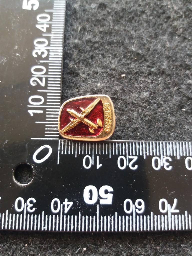 Знак "СССР АН-28" красный, авиация (1)