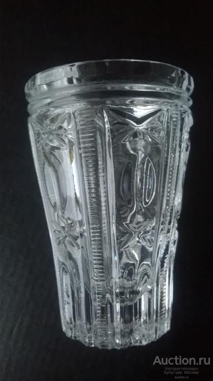 Высокий стакан. Хрусталь. Огранка. Рисунок. H 9 см. СССР 70-е г.