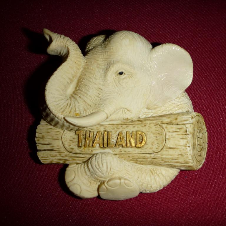 Сувенир Таиланд Thailand Магнитик Слон