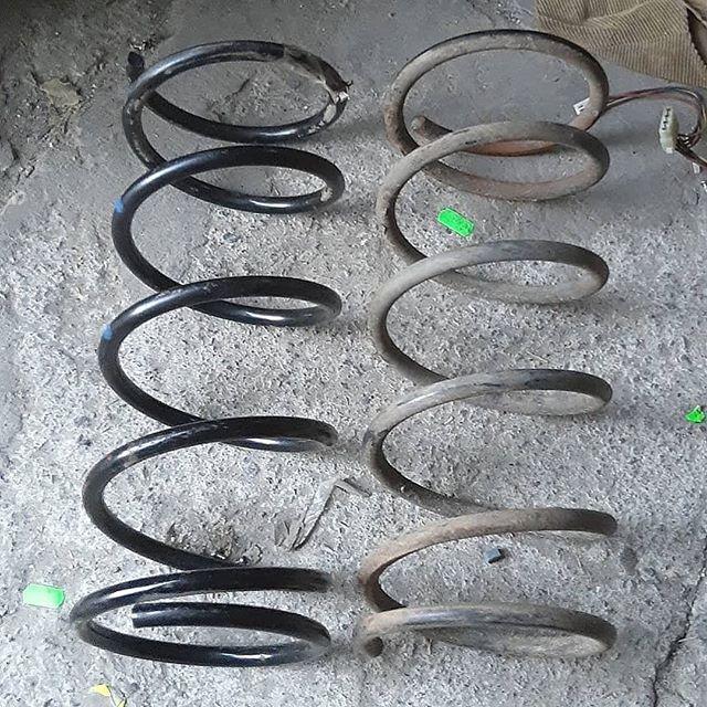 2шт пружины передние на Geely Ck 1