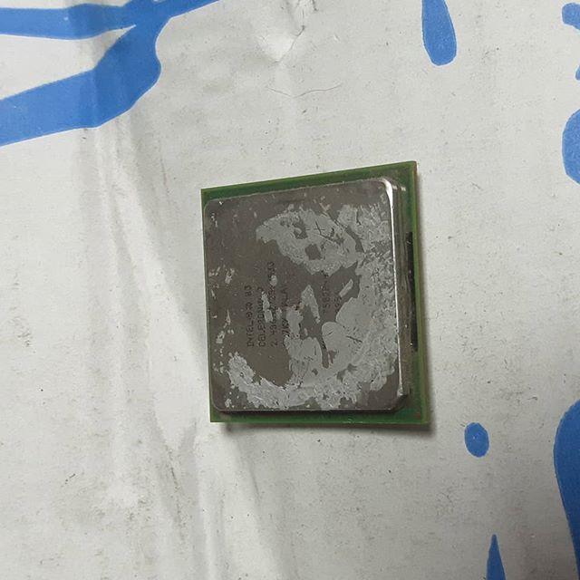 2.4ghz Celeron d sl7kx