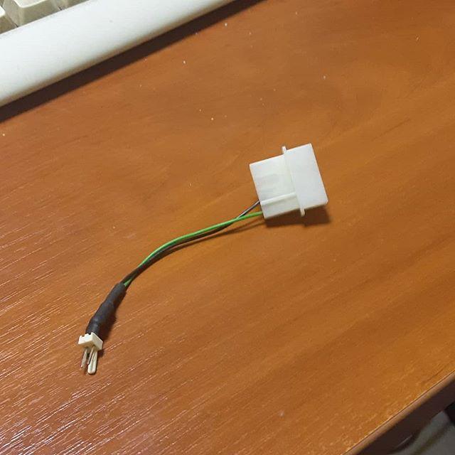 Адаптер питания вентилятора 2pin molex
