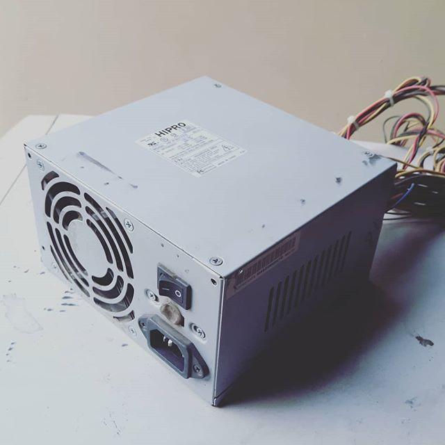 Блок питания для ПК Atx hipro hp-p4017f5. 330w. 78