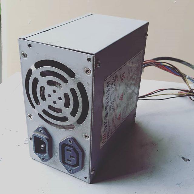 Блок питания для ПК At lp-5200 200w  37