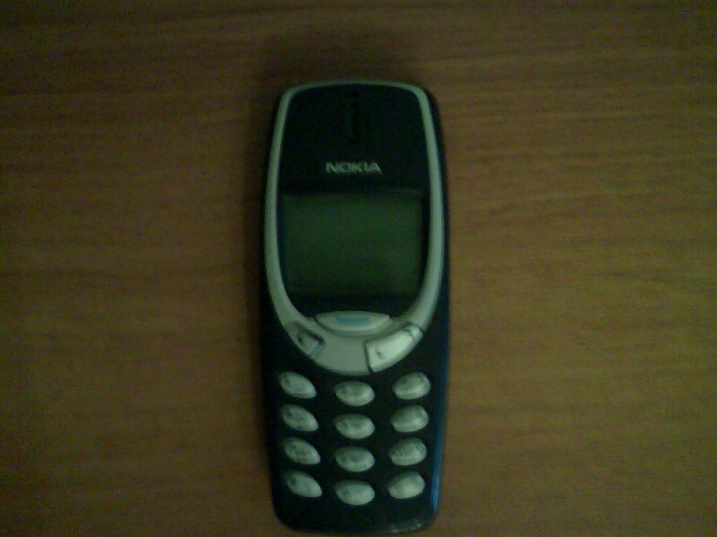 Телефон Нокиа 3310