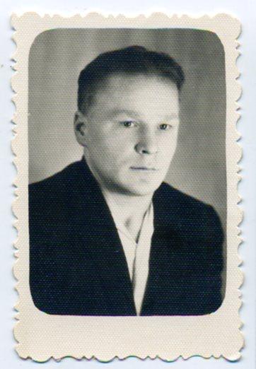 Советский быт Мужчина одежда мода 1963 год 8,5 х 5,5 см