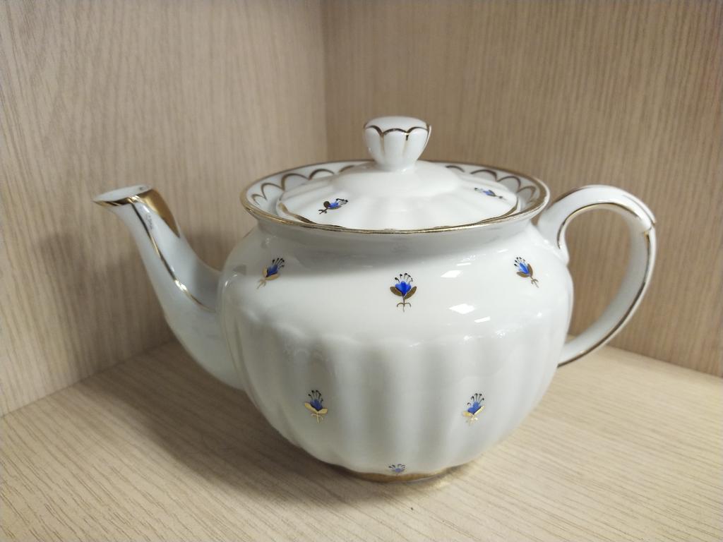 Заварник . Фарфор. СССР. ДФЗ (Дмитровский).