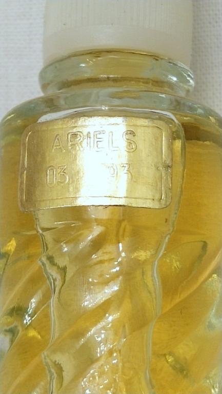 *Духи  АРИЭЛЬ ARIELS Dzintars 10 ml  1993 год     из СССР   ВИНТАЖ  ( 1 )