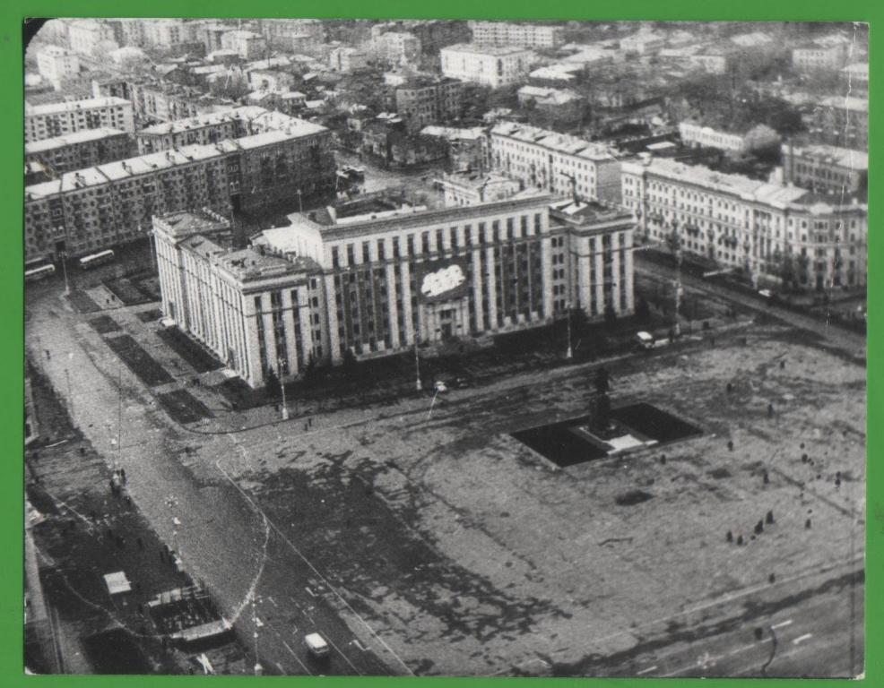 В Воронеже стартовал поиск подрядчика, который осуществит подготовку площади Лен