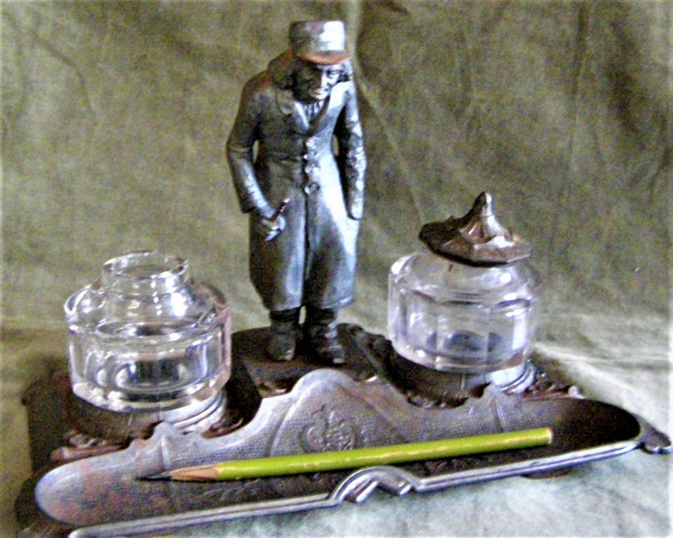 Чернильница. Чугун. Царизм. Германия.  Западная Европа. .Состояние.