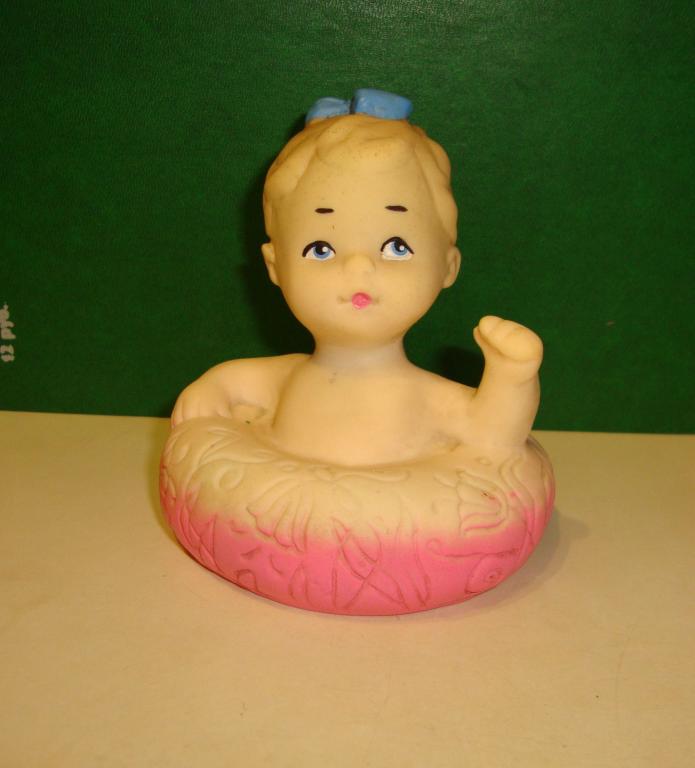 Игрушки СССР - Девочка в круге.