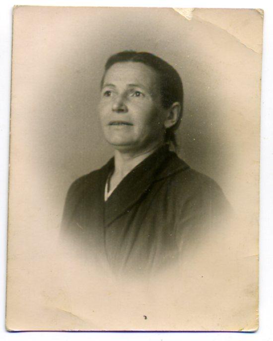 Советский быт девушка женщина одежда мода 11 х 8 см