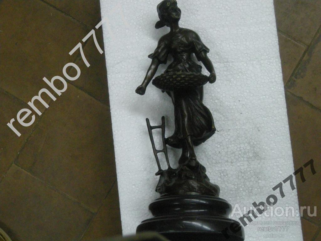 Женщина .модерн.девушка. бронза.европа.33см 