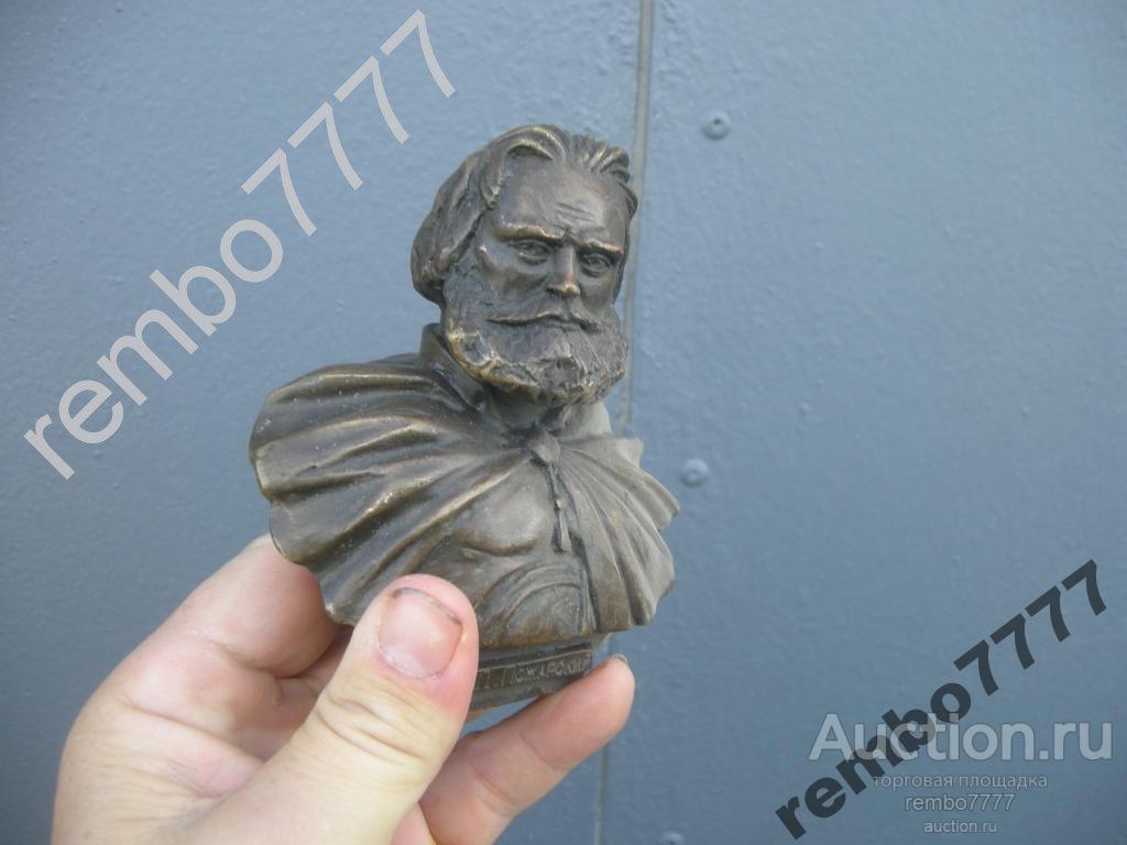 бюст.пожарский .12см.герой.политик .лидер.россия 