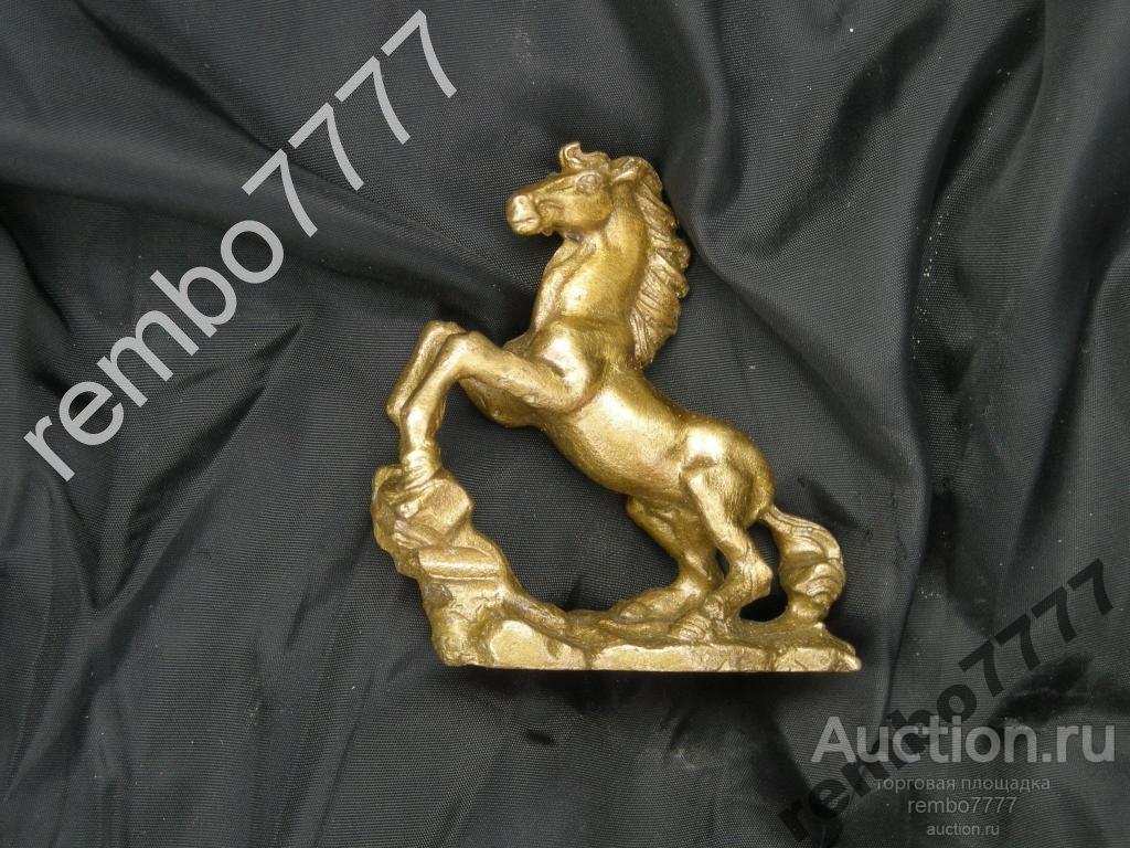 конь.лошадь. бронза. 4см.китай .фен-шуй 