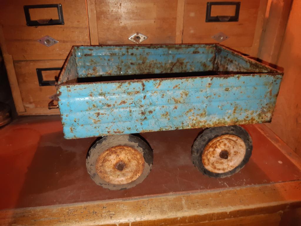 Игрушка машинка СССР прицеп ЛТЗ