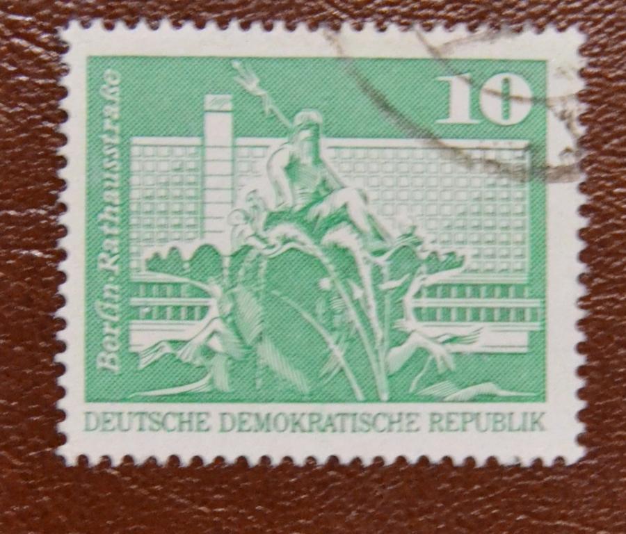 ГДР 1973 год Стандарт выпуск 2    Mi 1843 СТО