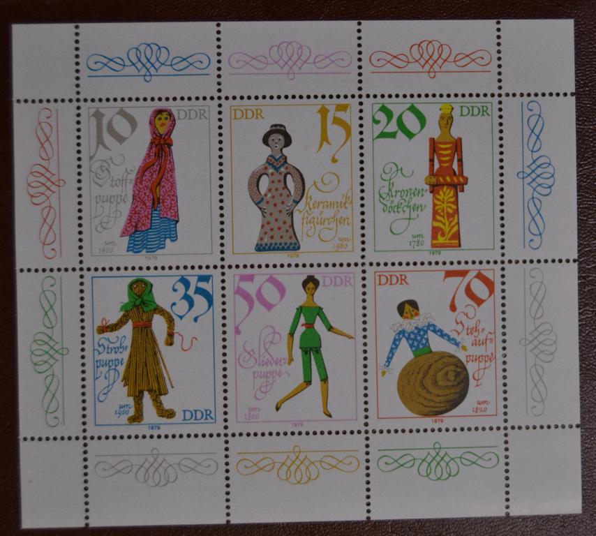 ГДР 1979 год История детской игрушки (малый лист) MNH
