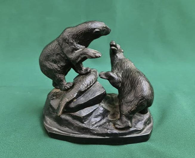 чугунная статуэтка Медведи,Касли,1982 год